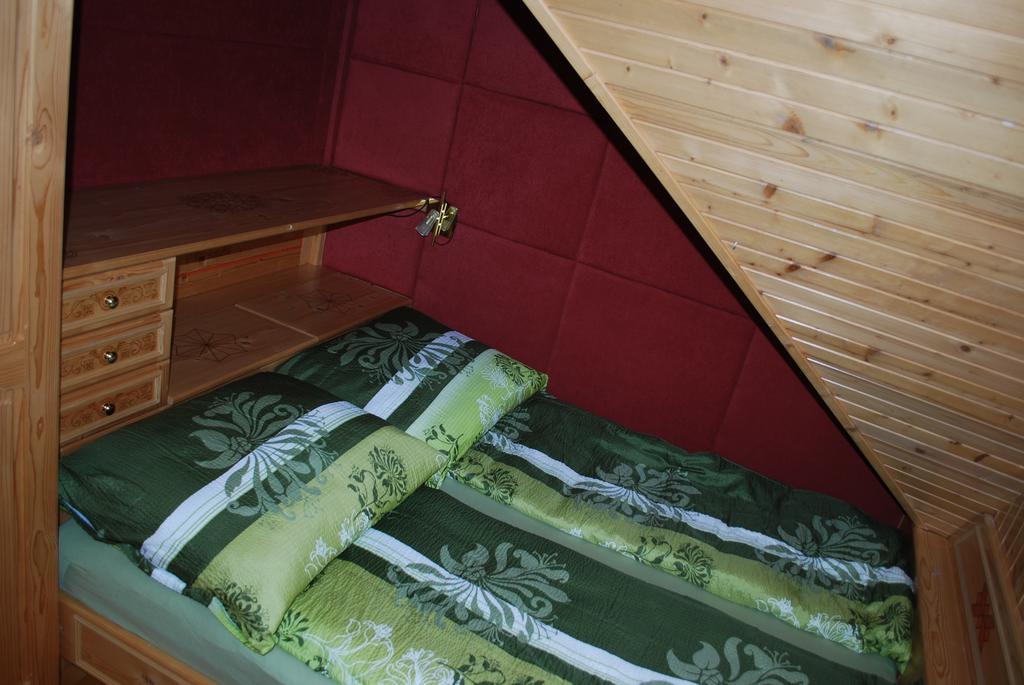 Apartma Mihovc Kamnik Kamer foto