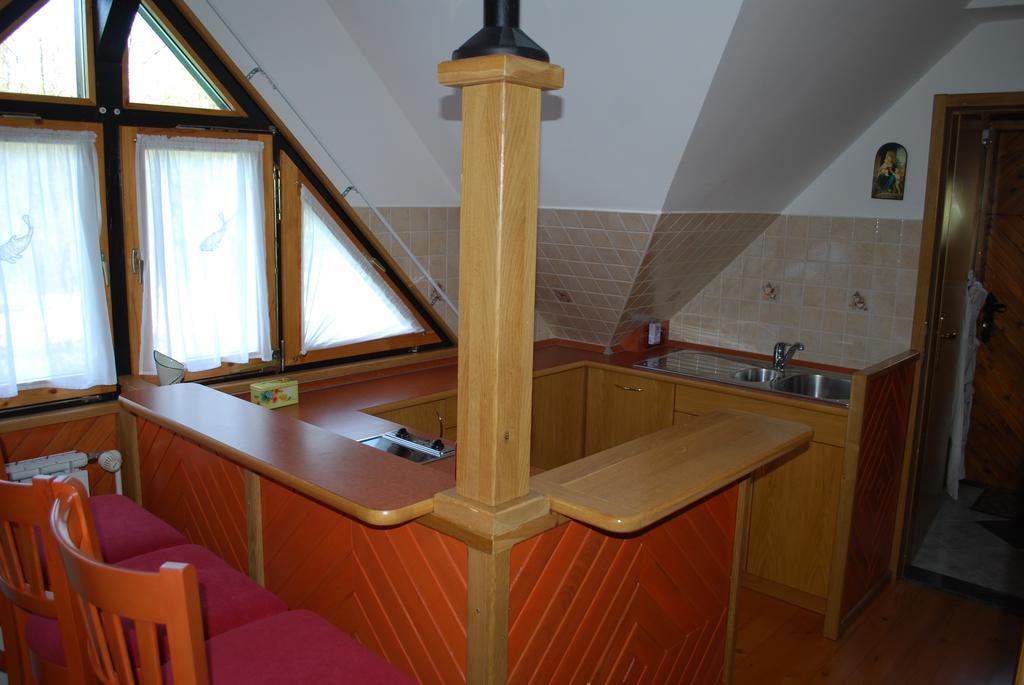 Apartma Mihovc Kamnik Kamer foto